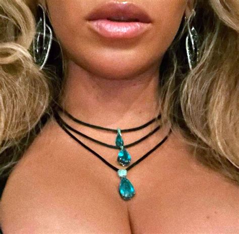 Beyonce Displays Her Cleavage At Pepsi Event In London Photos Sexiezpix Web Porn