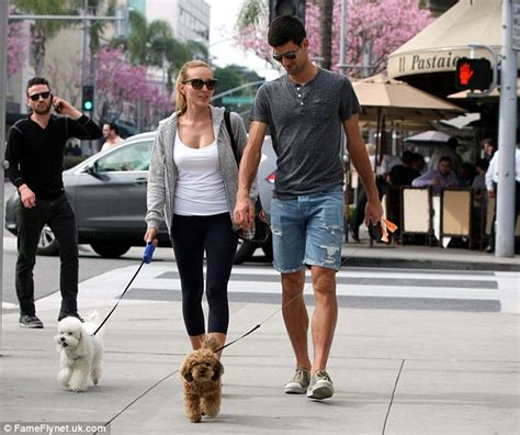 Love Love Tennis Star Novak Djokovic And Wife Jelena Ristic Enjoy
