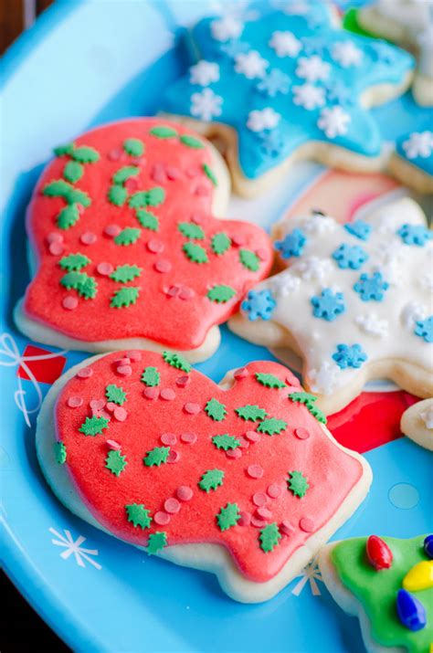 For even more christmas cookie inspiration, try these snowball cookies, thumbprint cookies, and linzer cookies recipes. Soft Sugar Cookies For Christmas | DIABETES CONTROL VIEW ...