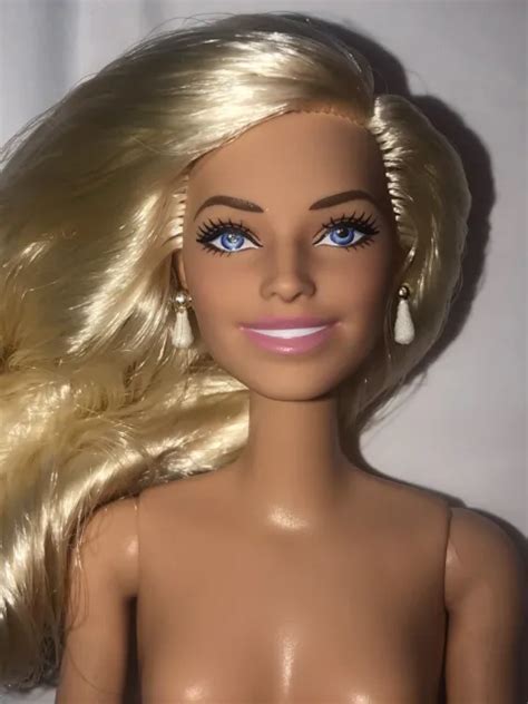 BARBIE MOVIE 2023 NUDE Fashion Doll Articulated Blonde Blue Eyes Margot