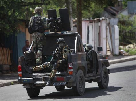 kingston jamaica state of emergency photo 13 cbs news