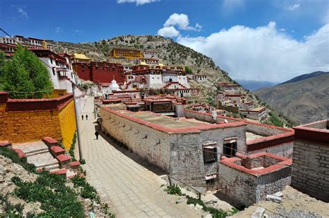 8 Days Lhasa Namtso And Reting Monastery Tour Wonders Of Tibet