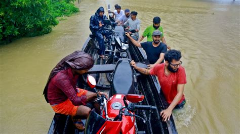 Thousands Await Rescue As Flooding In Kerala Kills Hundreds Itv News