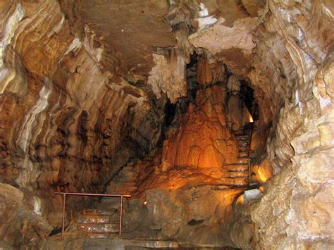Kentucky Caverns Originally Known As Mammoth Onyx Cavern Flickr