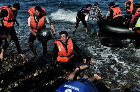 Memorial To Drowned Refugees Vandalised On Greek Island Middle East Eye