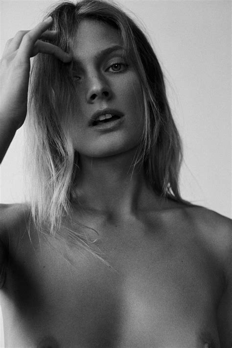 Constance Jablonski Nude And Sexy 18 Photos Thefappening