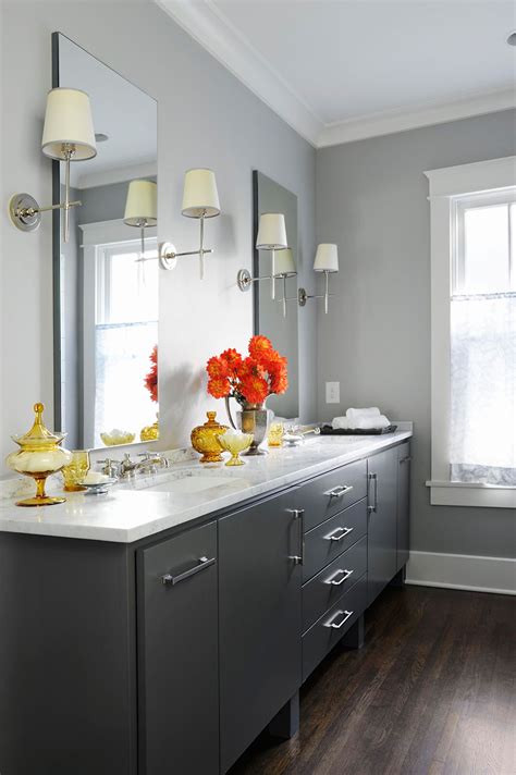 12 Popular Bathroom Paint Colors Our Editors Swear By Better Homes