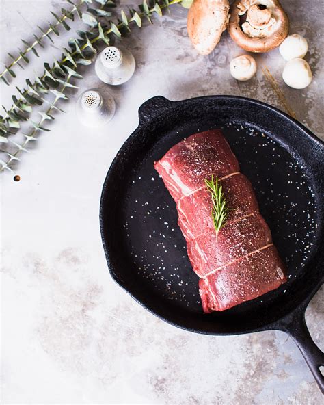 Fresh peppercorns, thyme, and bay leaves steep in the red wine and onion gravy imparting subtle but savory flavo. Roast Beef Tenderloin with Mushroom Cream Sauce Recipe ...