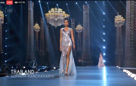 Thairath tv 32 is a television channel station from thailand. Thairath_News on Twitter: "นิ้ง โศภิดา ในชุดราตรี รอบพรีลิมฯ ออกแบบโดย Milin สวยสง่ามาก แอด ...