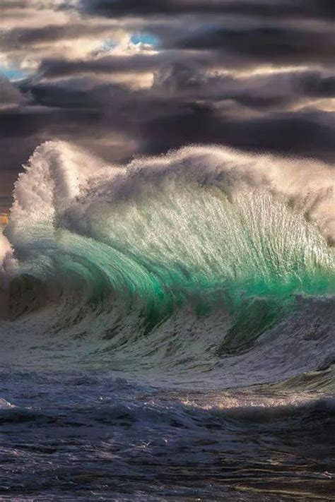 Pin By Evi Lavdaki On Ωραίες εικονες Ocean Waves Waves Sea And Ocean