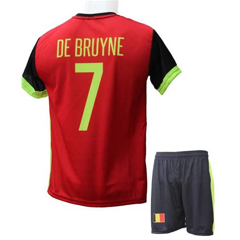 In iets minder dan twee wedstrijden strooide de bruyne. België Voetbaltenue De Bruyne "Thuis" | Megatip.be