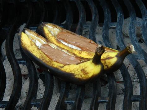 Barbecue Bananas And Chocolate