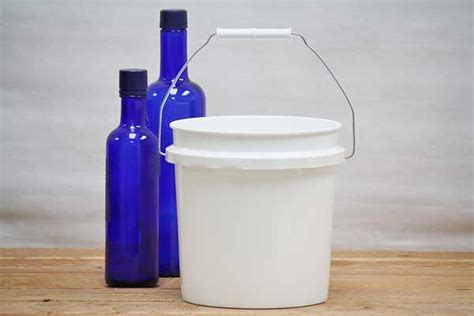 1 Gallon Bucket With Lid Food Grade Buckets Bucket Outlet