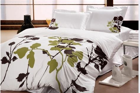 Overstock.com has been visited by 1m+ users in the past month 3pc Lime Green/Dark Brown/White 200TC Cotton Sateen Duvet ...