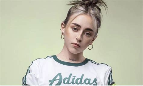 Nicole denise cucco (rosario, argentina), más conocida como nicki nicole es una joven trapera argentina nacida el 25 de agosto del 2000. "Colocao": lo nuevo de Nicki Nicole - LA GACETA Tucumán