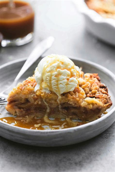 Delicous Soft Baked Apple Crumble Pie Toped With Light Vanila And Melted Caramel In Just