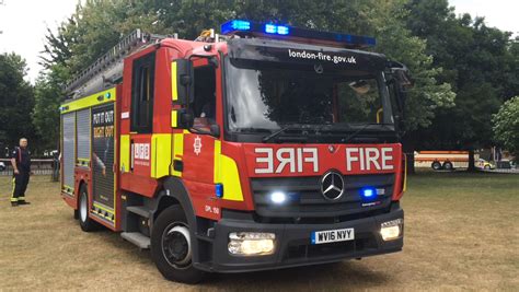 Explore tweets of london fire brigade @londonfire on twitter. London Fire Brigade appliances - Wikiwand