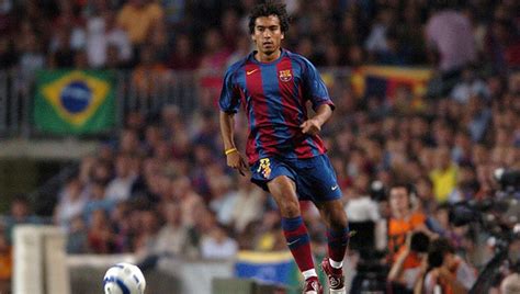 Onthoud de cameraman die van bronckhorst en deco vastlegde. FC Barcelona: ¿Recuerdas el once del cuadro catalán del ...