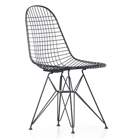 Our wire dining chairs are inspired by the 1960s with black wire framed and comfortable leather cushion pads. Vitra Eames Wire Chair DKR stoel gepoedercoat onderstel ...