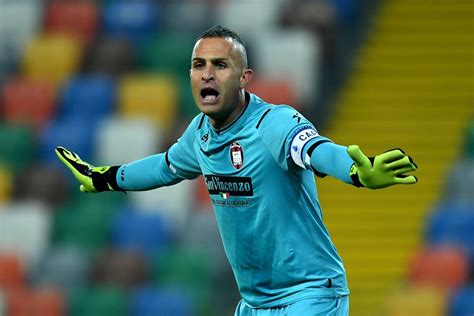Crotone S Alex Cordaz Offered To Inter As Third Choice Keeper Italian