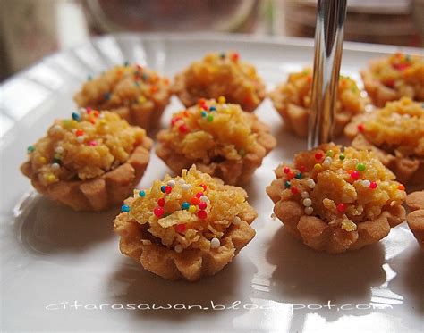 Cara membuat nastar keranjang/pineapple tart. Biskut Tart Nenas Cornflakes ~ Blog Kakwan