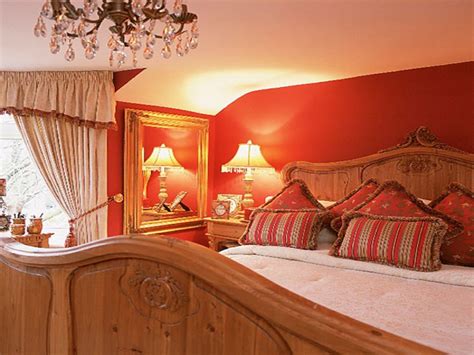 Pine Bedroom Ideas Red And Gold Bedroom Decorating Ideas