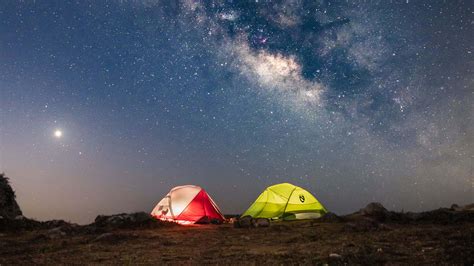 Red Green Tents Under Blue Starry Sky During Nighttime 4k Hd Nature