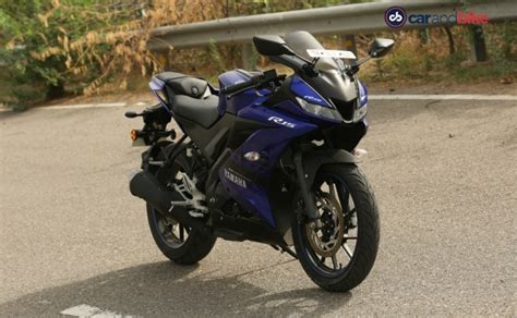 This is the yamaha r15 v3, which has been launched after a lot of wait. Yamaha YZF R15 V3 Review - CarandBike