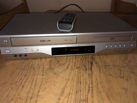 Toshiba SD V393 DVD Player VCR VHS Video Cassette Recorder Combo Remote