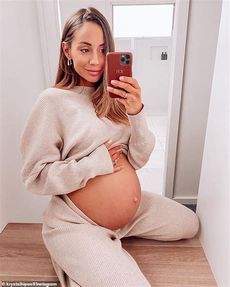 Pregnant Big Brother Star Krystal Forscutt Shows Off Her Baby Bump Readsector