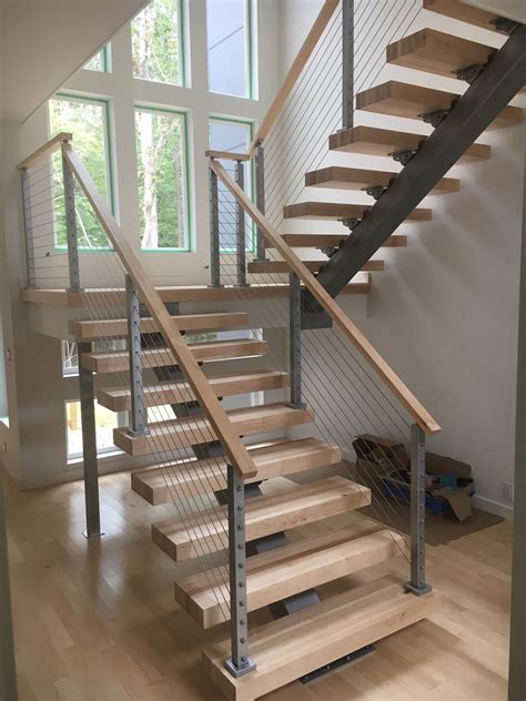 Mono Stringer We Stair With 3 Solid Maple Treads And Cable Railing