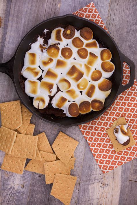 3 Ingredient Smores Dip Sweet Recipes Yummy Appetizers Dessert Recipes