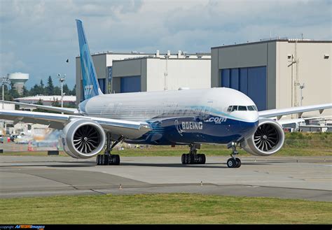 Boeing 777 9x Large Preview