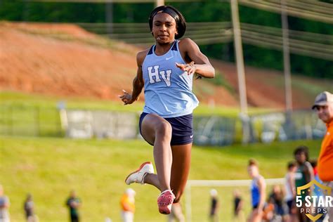 brooke taylor sidnee stanton pace hva to section 1 aaa track and field win five star preps