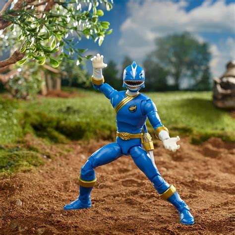 Hasbro Debuts New Power Rangers Figure With Blue Wild Force Ranger