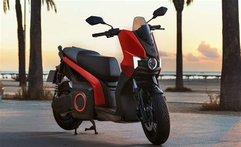 Seat Reveló A MÓ Escooter 125 Su Primera Moto Totalmente Electrica