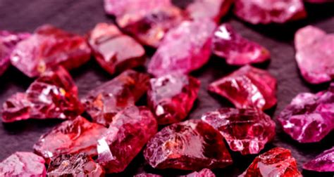 january birthstone garnet stone meaning birthstone magical powers for healing and peace