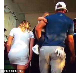 Fox Sports Cameraman Under Fire For Lingering Shot Of Paulina Gretzky S
