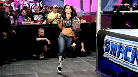 SmackDown 9 13 13 Natalya Naomi Brie Bella Vs Layla Alicia Fox