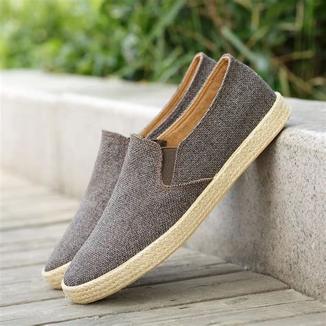 2018 Men Canvas Shoes Breathable Mens Loafers Slip On Solid Hemp Mens