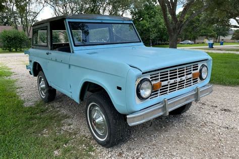 1971 Ford Bronco 1 Barn Finds