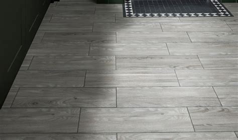 Best Kitchen Flooring 2018 The Toughest And Most Stylish