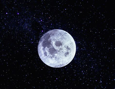 Full moon, twilight, violin cover. Full moon meaning for Scorpios in November - HelloGiggles