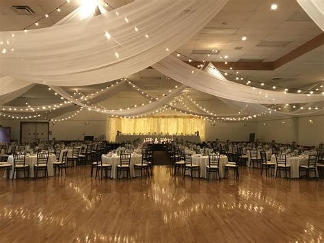 Alternating Ceiling Swags To Create A Fun And Cool Ceiling Look Tulle