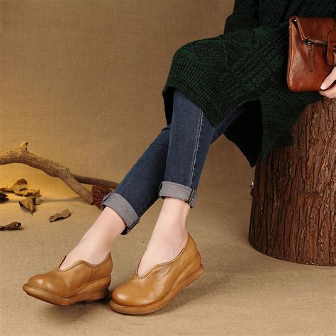 Handmade Leather Platform Shoes Women Fashion Slip On Loafers Redaprin Dwarvesshoes