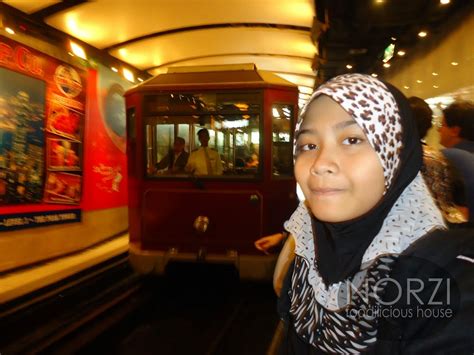 Kelebihan dan kekurangan negara kita dapat dilihat secara obyektif dan. NORZI FOODILICIOUS HOUSE: MELANCONG KE HONG KONG (THE PEAK)