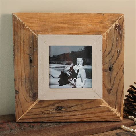 Our basic frames come in every size and color, including 4x6 frames and 5x7 for standard photo prints plus 8x10 frames and up for larger pictures, such as family portraits or wedding day memories. Rustic Wooden Mini Photo Frame - MöA Design