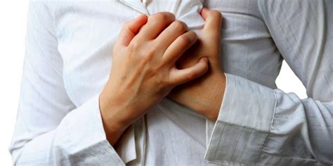 Penyakit jantung (kardiovaskuler) bisa menimpa pria dan wanita. Gejala penyakit jantung yang jarang diketahui - RezaBlog
