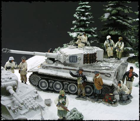Kcd13 Winter Tiger Diorama By King And Country Retired Sagers