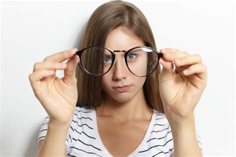 How To Spot Fake Prescription Glasses When You Buy Glasses Online Small Business Ceo